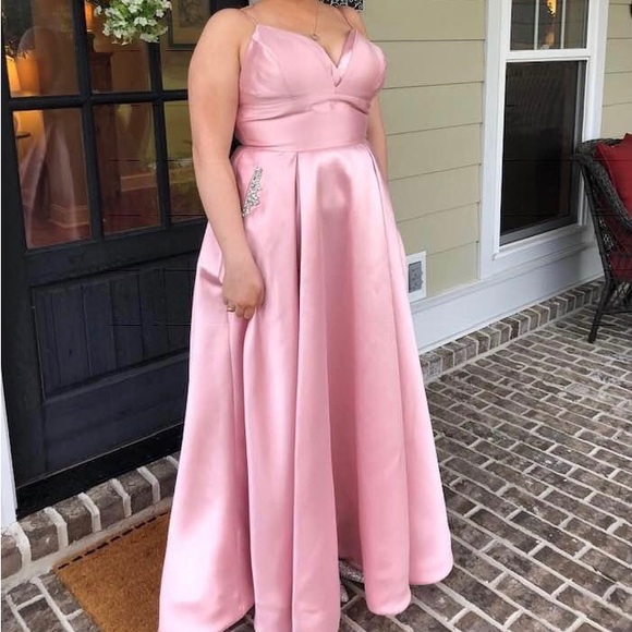 Sherri Hill Prom Dress - Picture 2 of 3